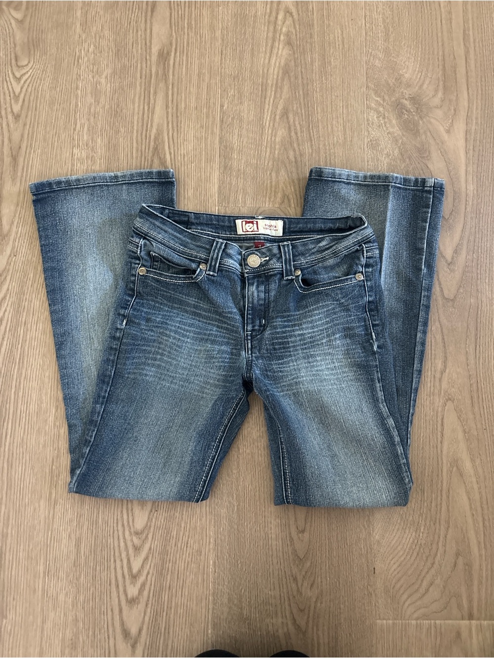2000s vintage Women's Medium Blue Bootcut Stretch Jeans size 28